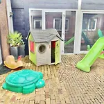 Xxl House With Free Parking & 3 Bedrooms Tilburgo
