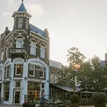 Xxl House With Free Parking & 3 Bedrooms