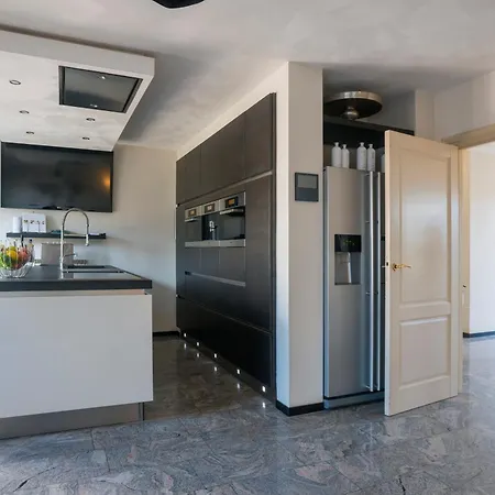 Xxl House With Free Parking & 3 Bedrooms Tilburg