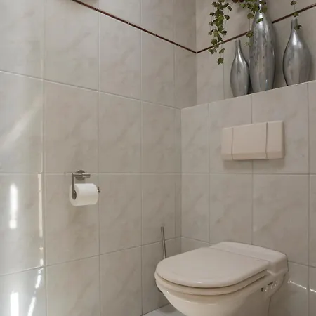 Xxl House With Free Parking & 3 Bedrooms Tilburg