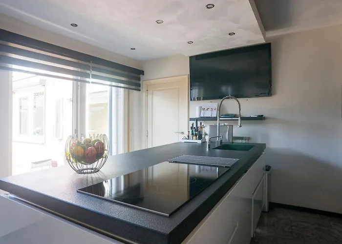 Xxl House With Free Parking & 3 Bedrooms Tilburg