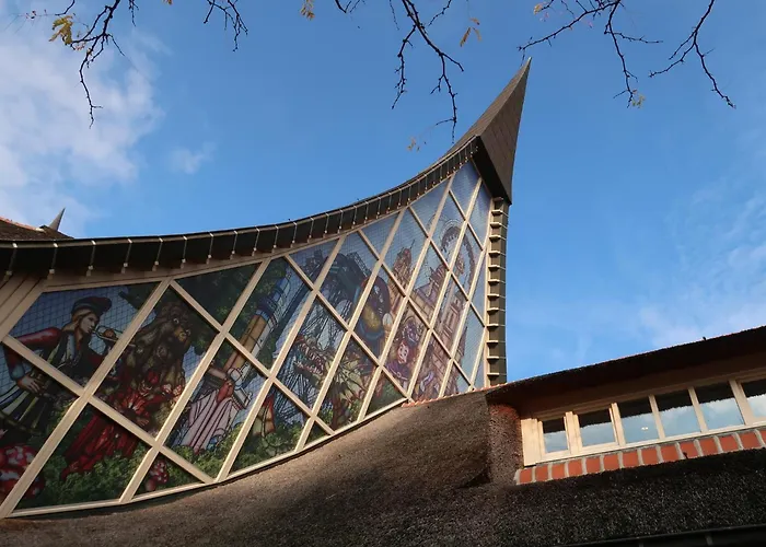 Villa Xxl House With Free Parking & 3 Bedrooms