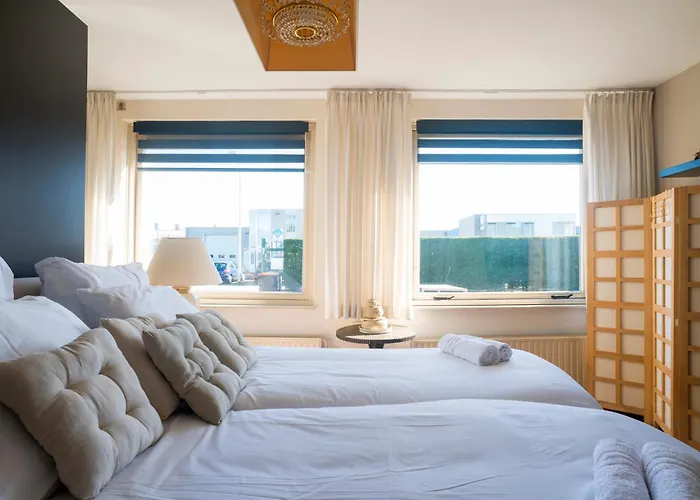 Villa Xxl House With Free Parking & 3 Bedrooms *