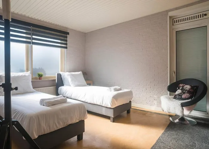 Xxl House With Free Parking & 3 Bedrooms Vila Tilburg