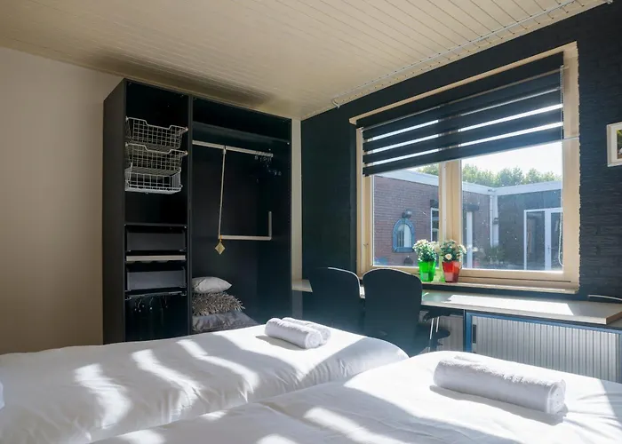 Xxl House With Free Parking & 3 Bedrooms Vila Tilburg